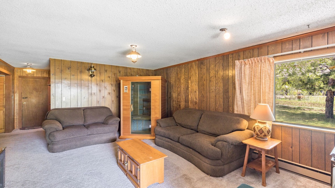 Photo of Bedroom in Idlewild Estates