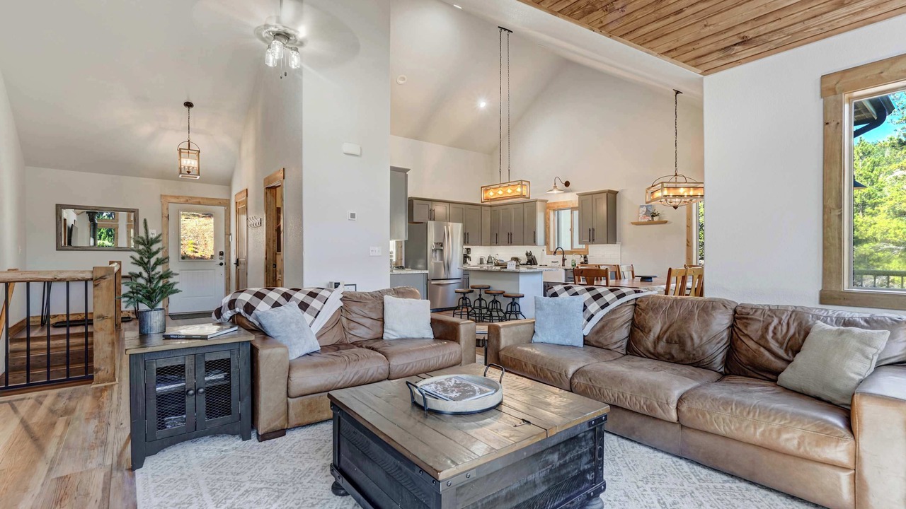 Photo of Livingroom in Rainbow Valley