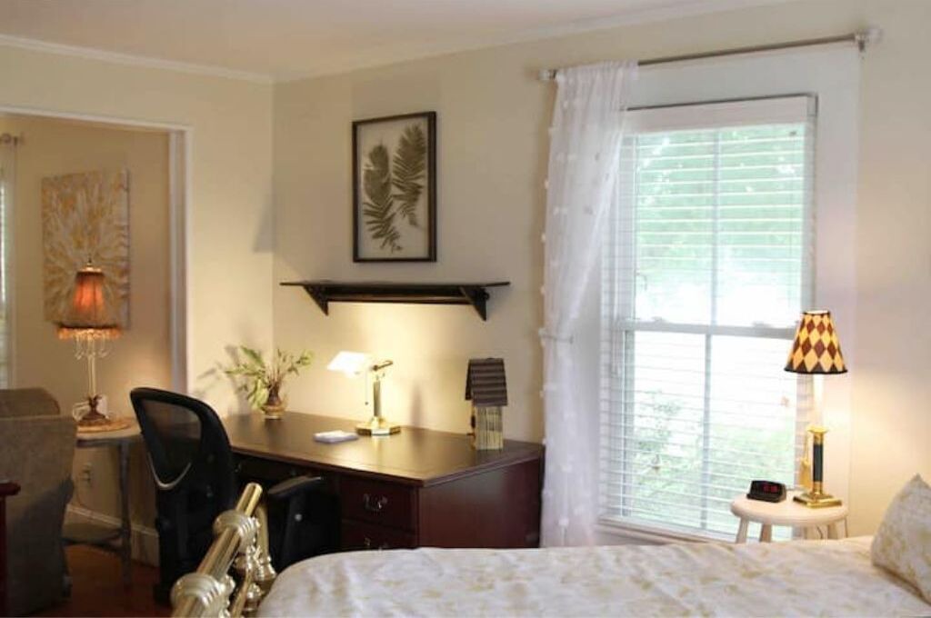 Photo of Bedroom in King
