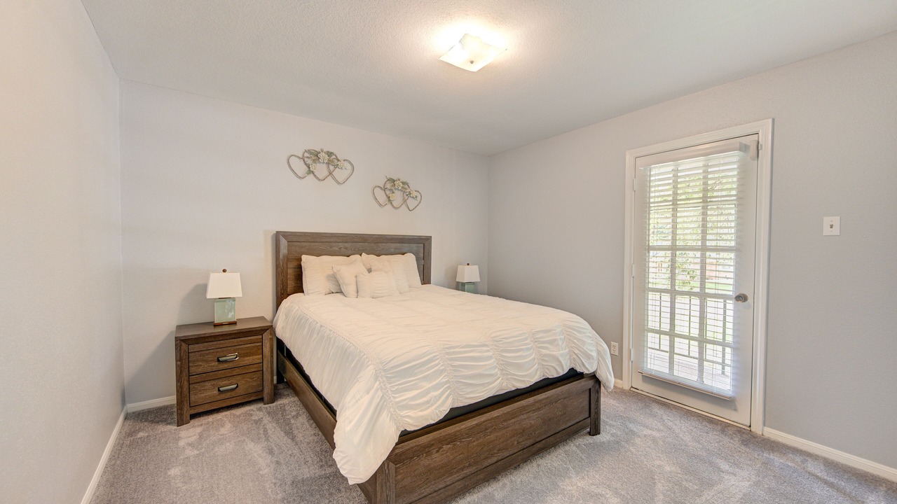 Photo of Bedroom in Roman Forest