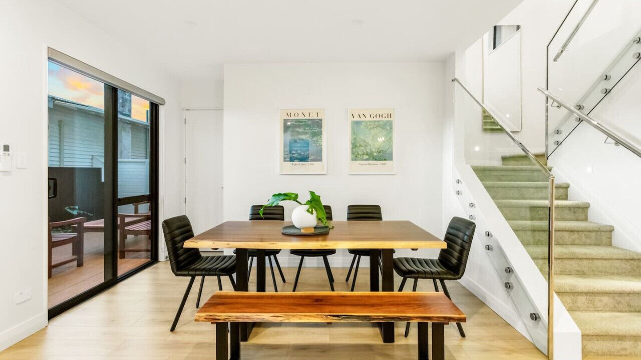 Photo of Others in Sandringham