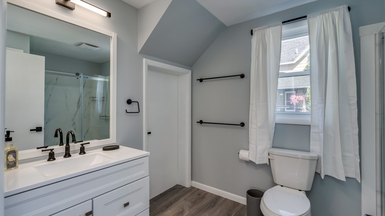 Photo of Bathroom in Clayton