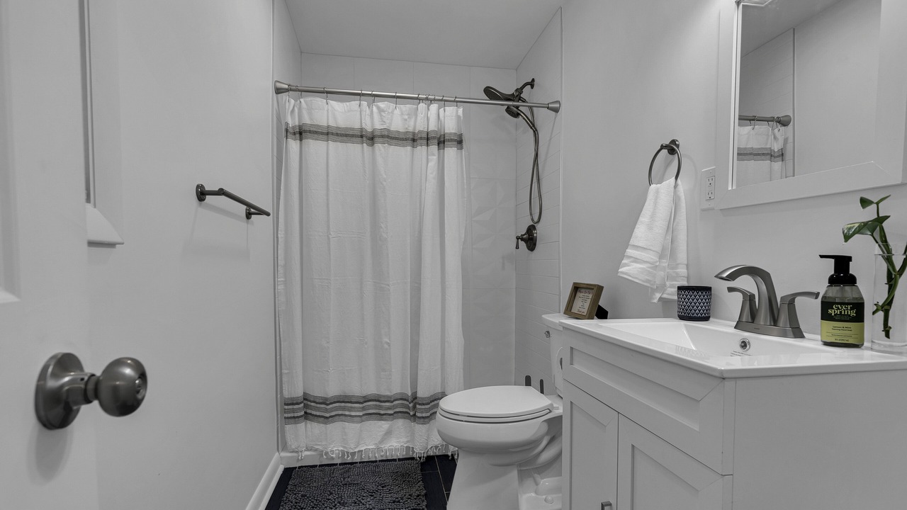 Photo of Bathroom in Bradley Beach