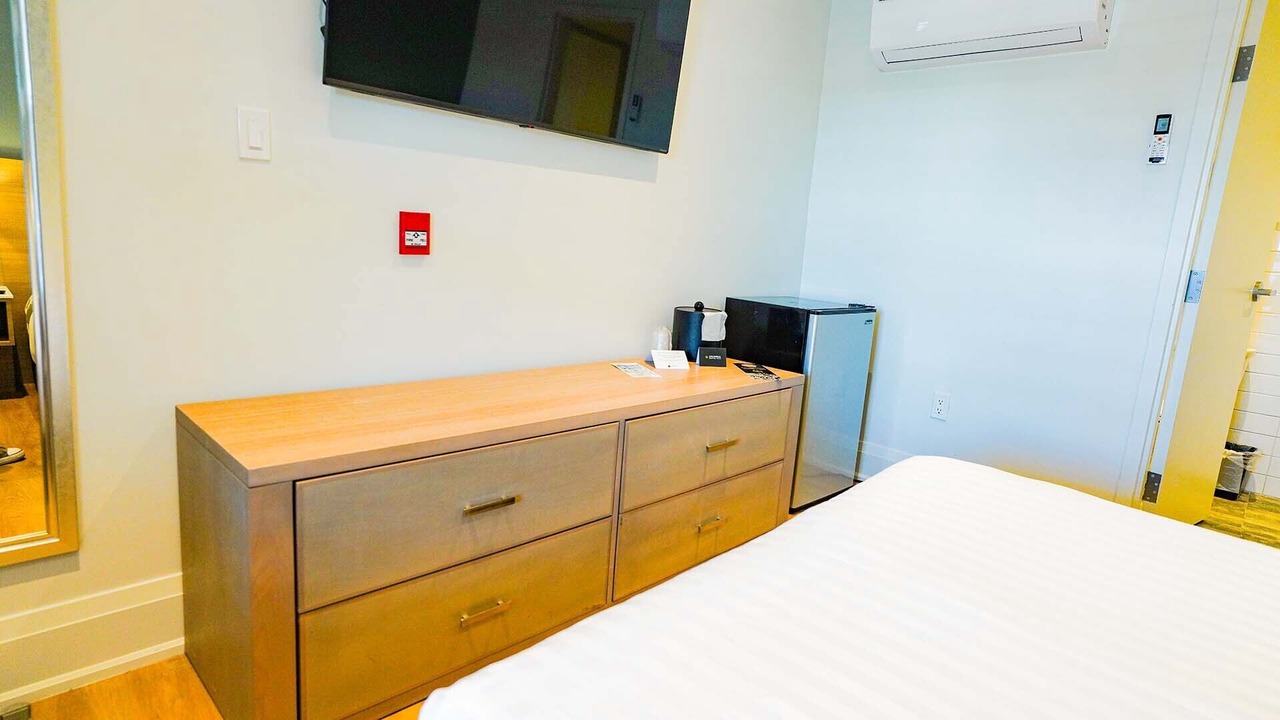 Photo of Bedroom in Grand Bend