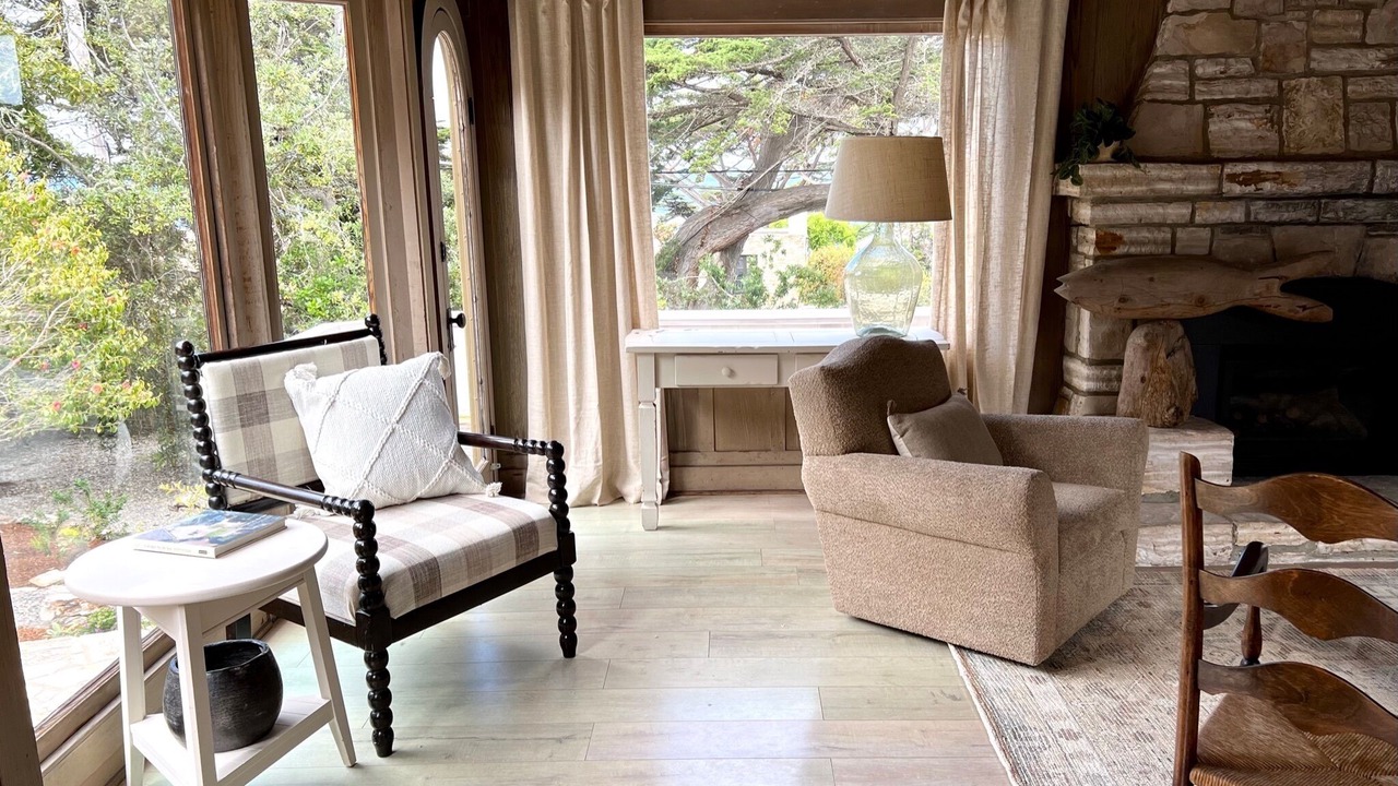 Photo of Livingroom in Golden Rectangle
