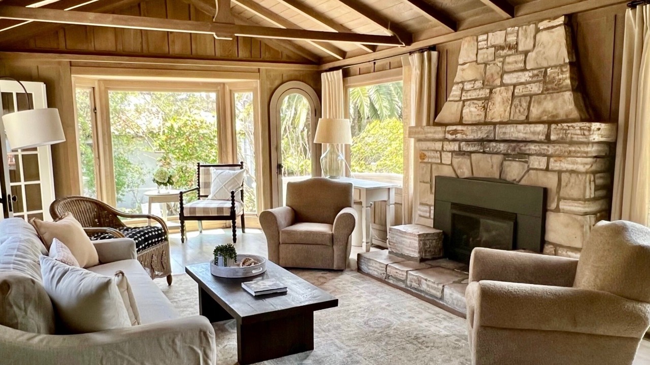 Photo of Livingroom in Golden Rectangle