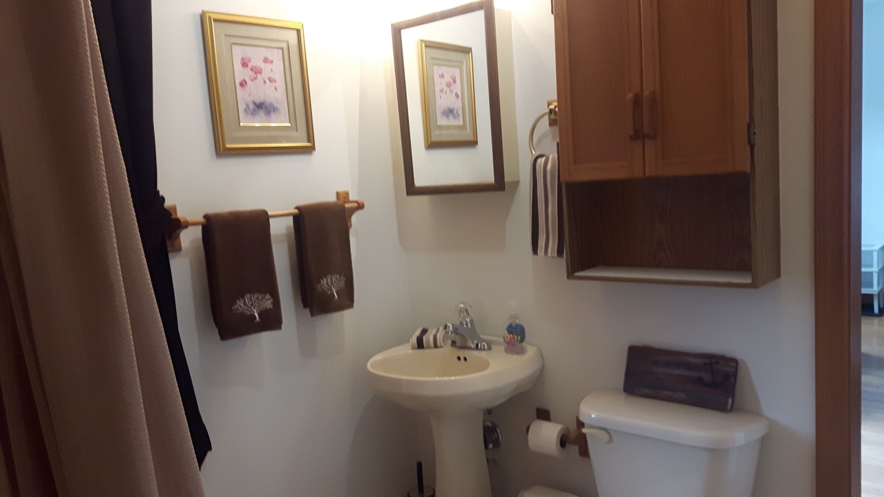 Photo of Bathroom in Marion Bridge