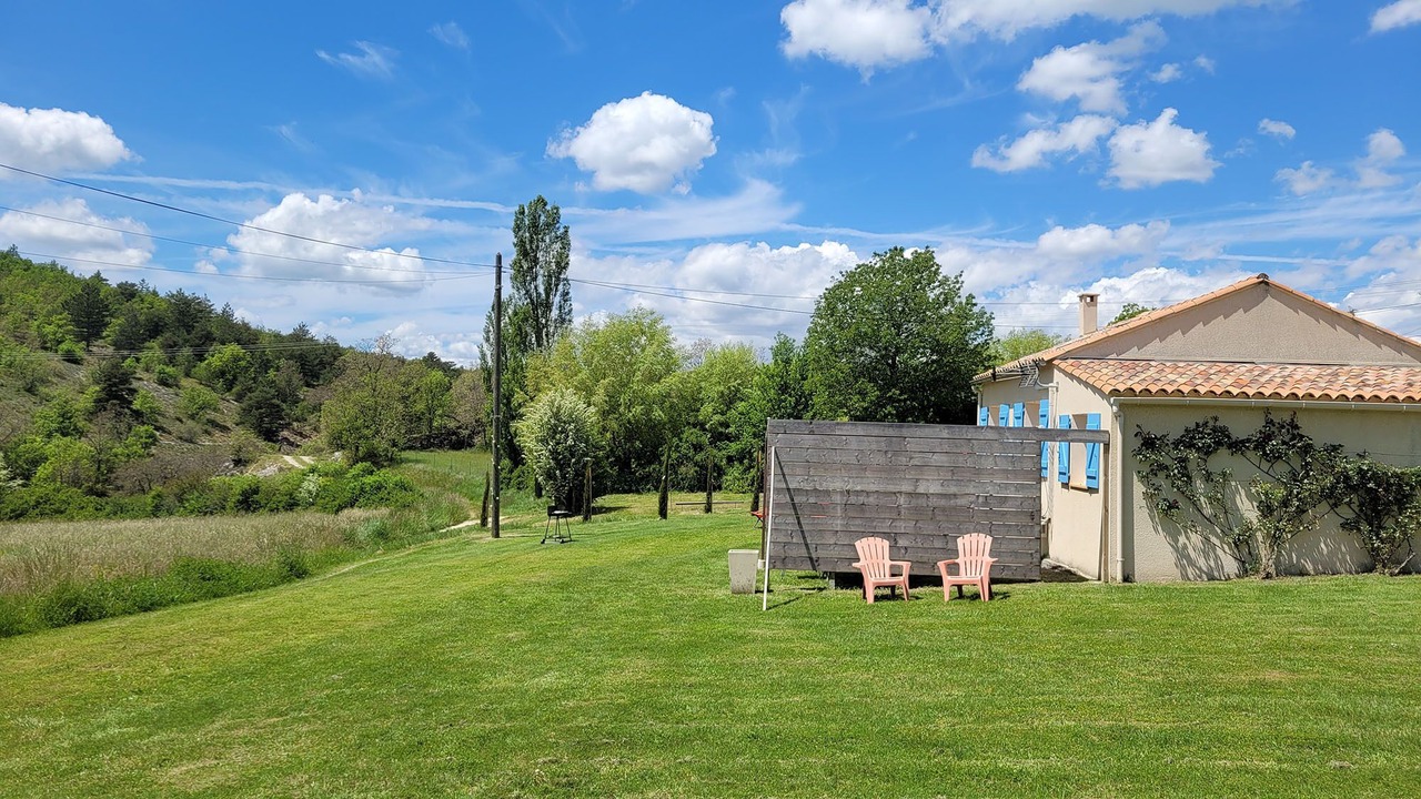Photo of Outdoor in Banon