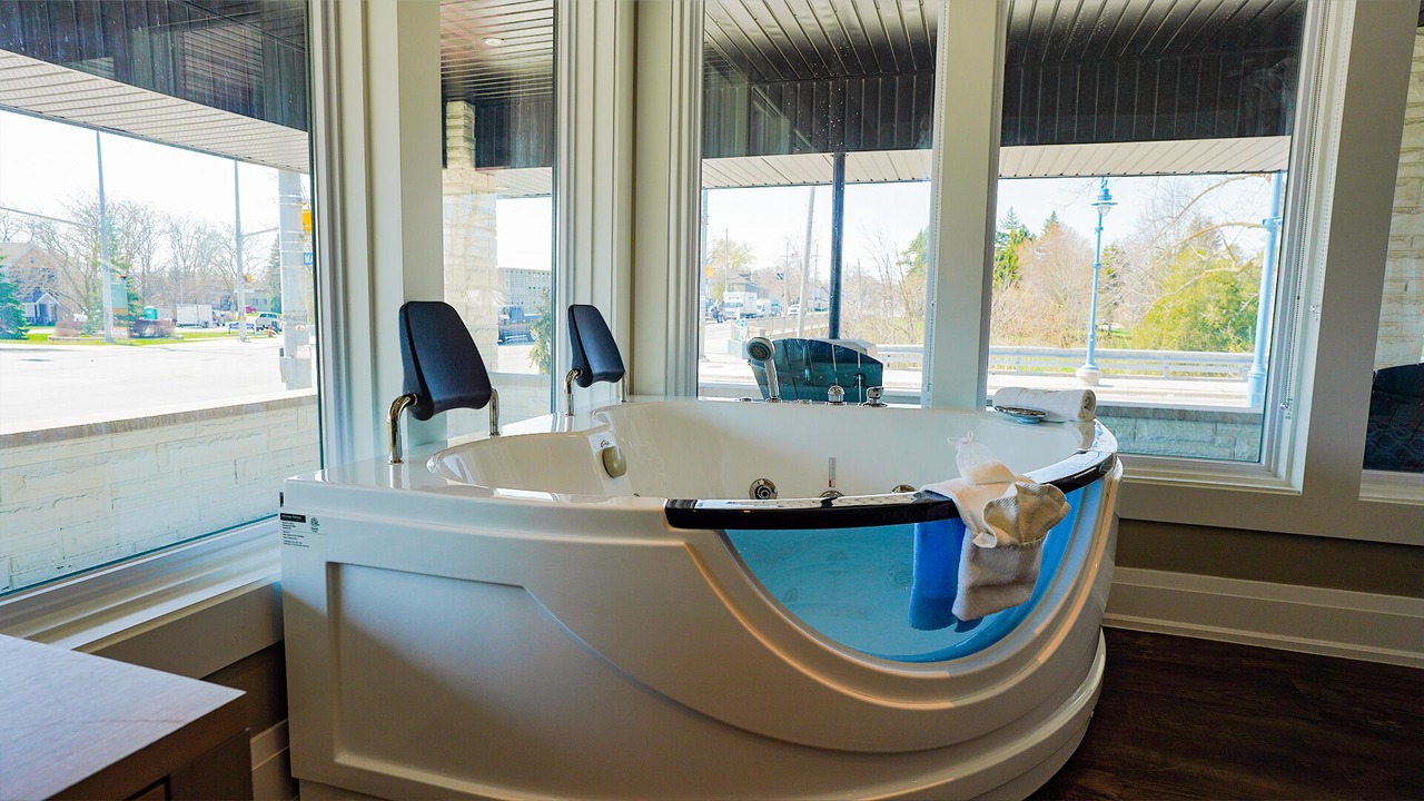 Photo of Bathroom in Grand Bend