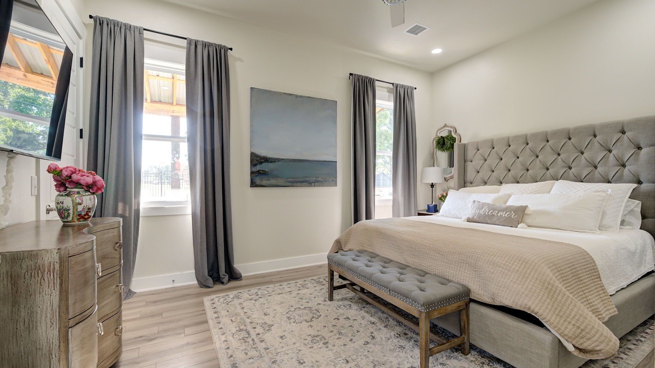 Photo of Bedroom in Vinita