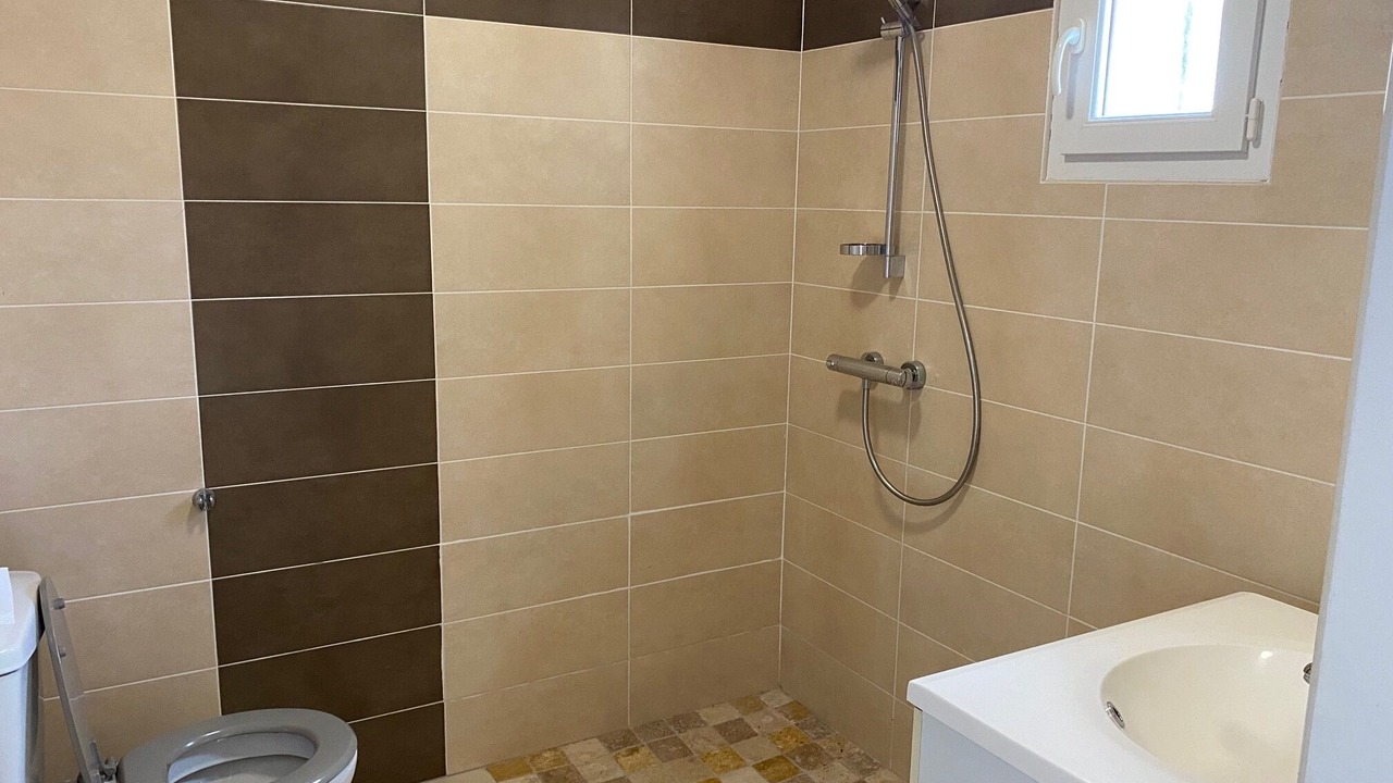 Photo of Bathroom in Ventenac-Cabardes