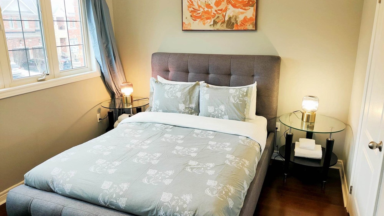 Photo of Bedroom in Newmarket