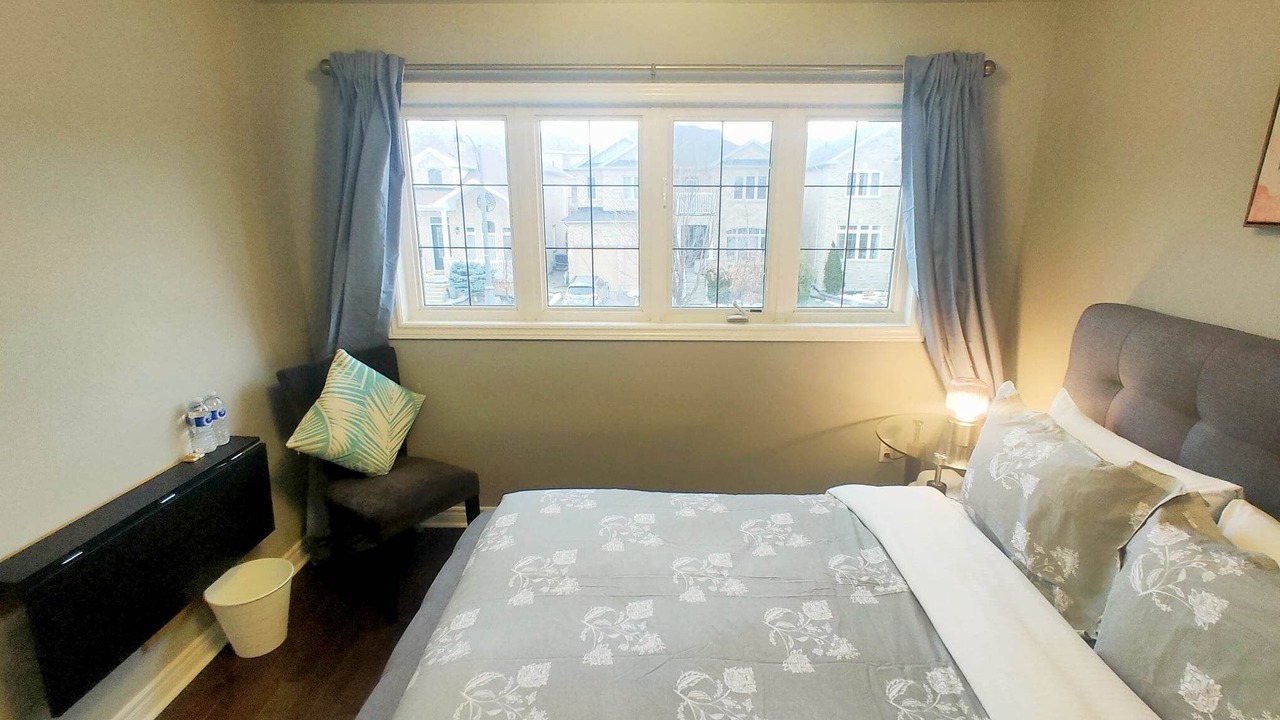 Photo of Bedroom in Newmarket