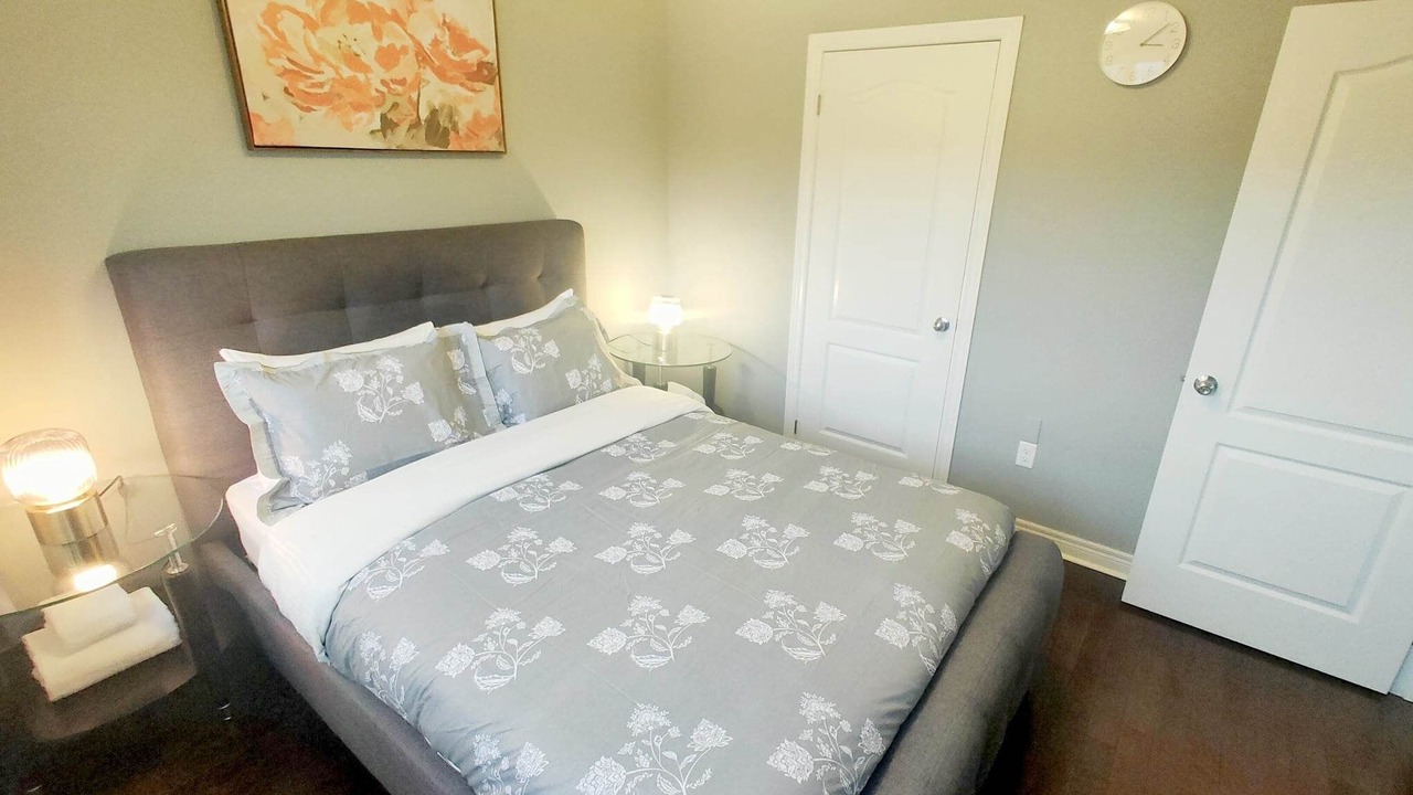Photo of Bedroom in Newmarket
