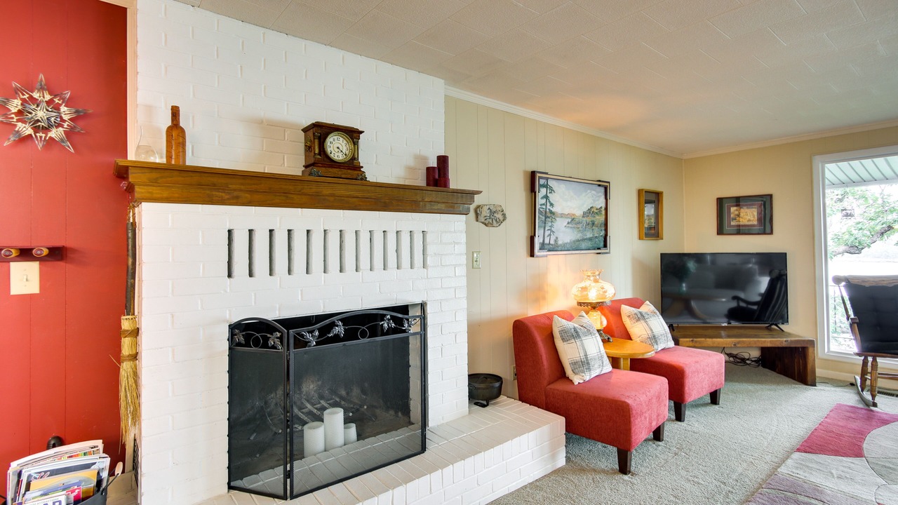 Photo of Livingroom in Longtown