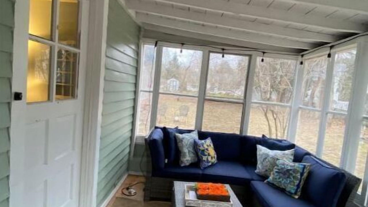 Photo of Livingroom in Saugatuck