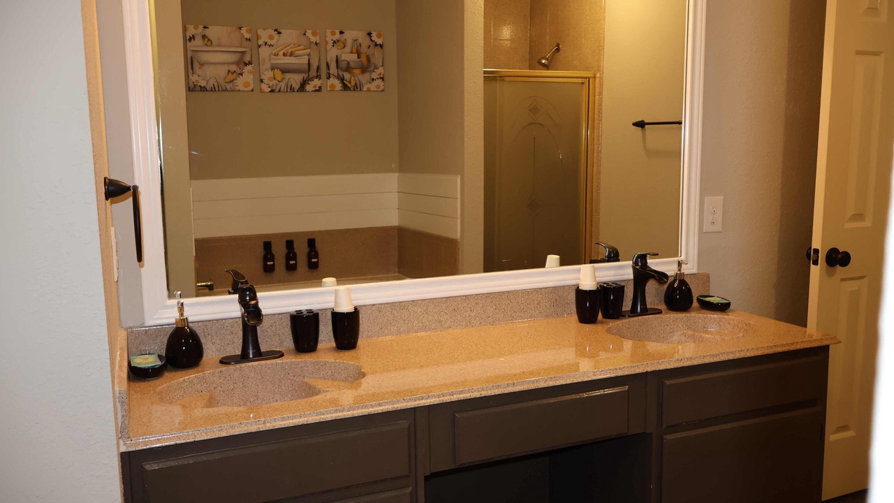 Photo of Bathroom in Atascocita