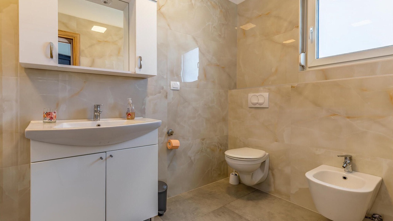 Photo of Bathroom in Skatari