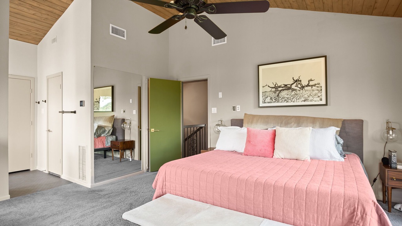 Photo of Bedroom in Barton Hills