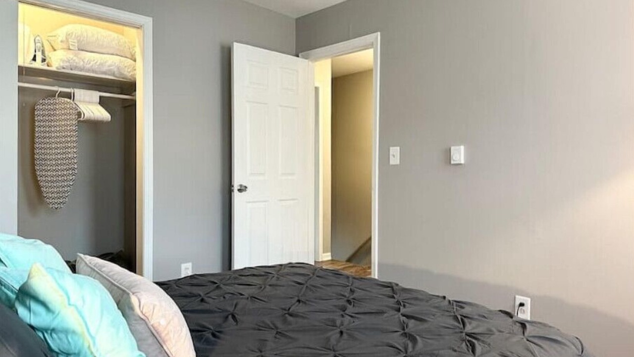Photo of Bedroom in Yorkville