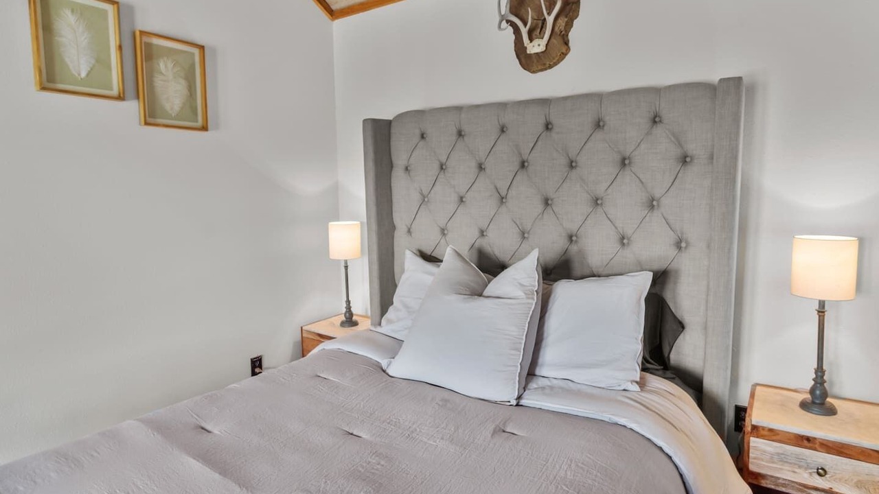 Photo of Bedroom in Shreveport