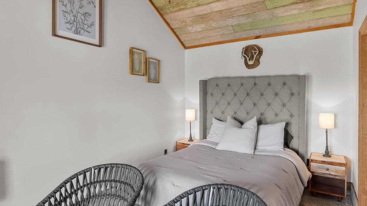 Photo of Bedroom in Shreveport