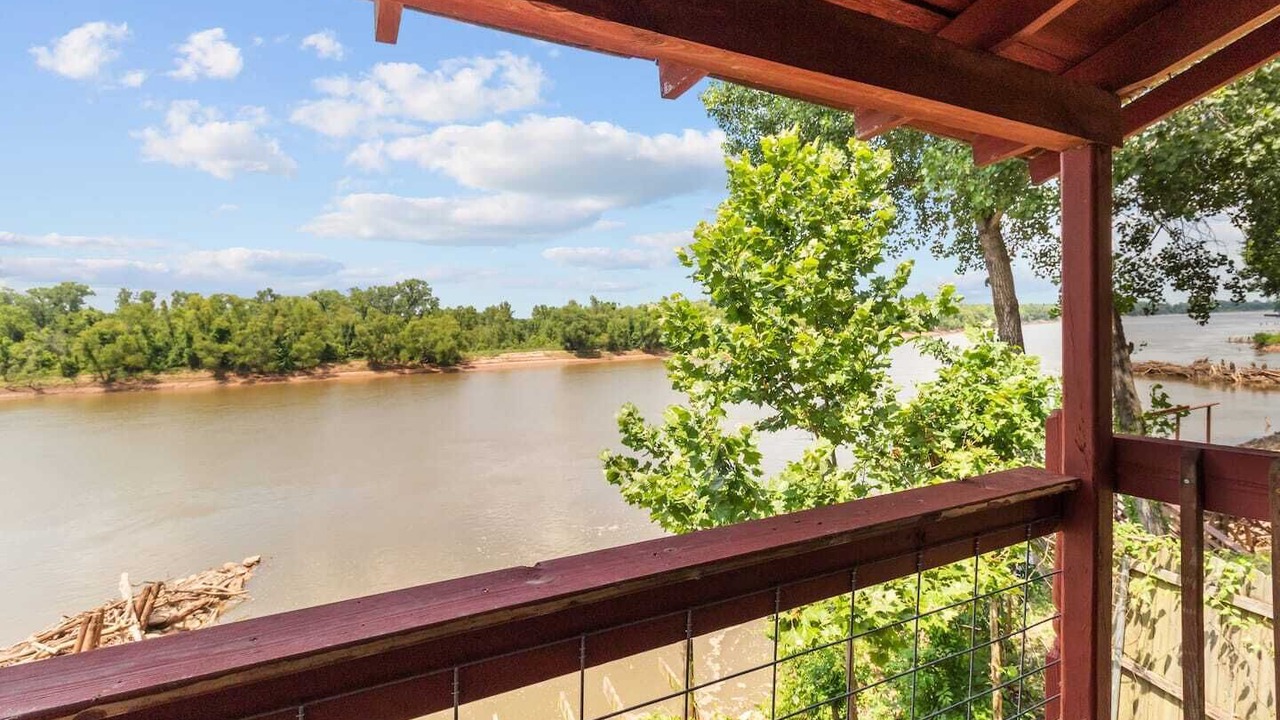 Photo of Patio Balcony in Shreveport