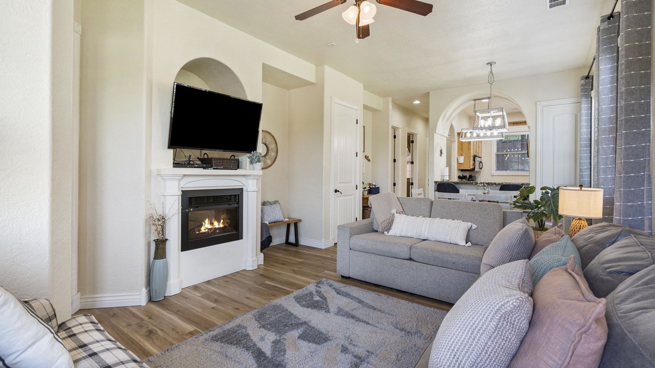 Photo of Livingroom in Indian Point