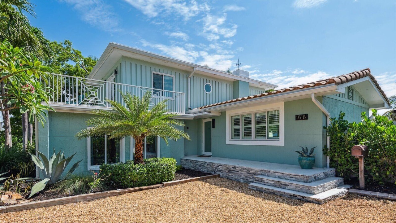 Photo of Others in Poinsettia Heights