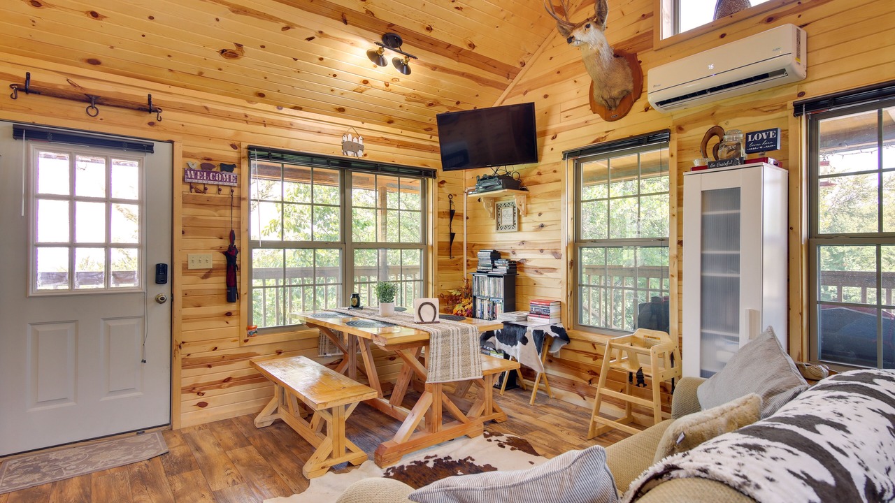 Photo of Livingroom in Clayton
