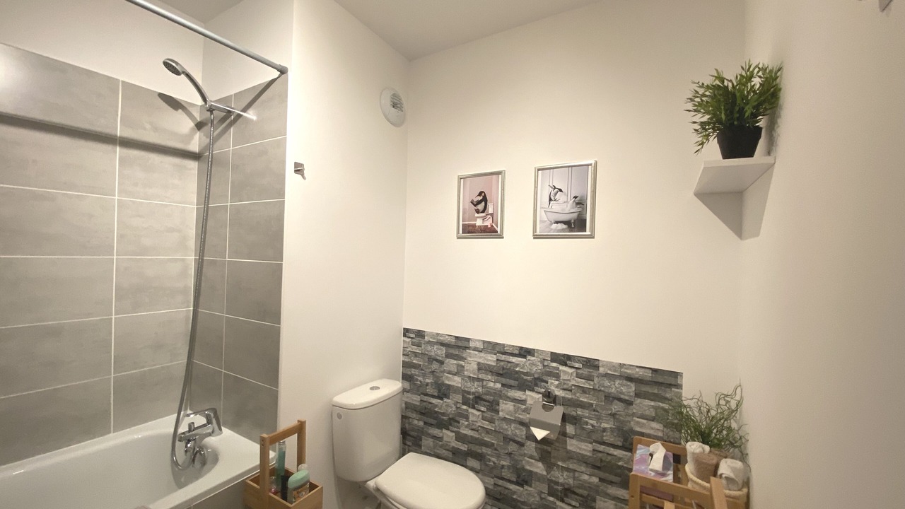 Photo of Bathroom in Dunkerque Centre