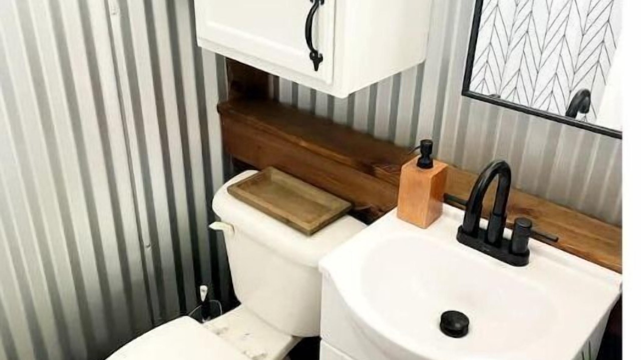 Photo of Bathroom in New Iberia