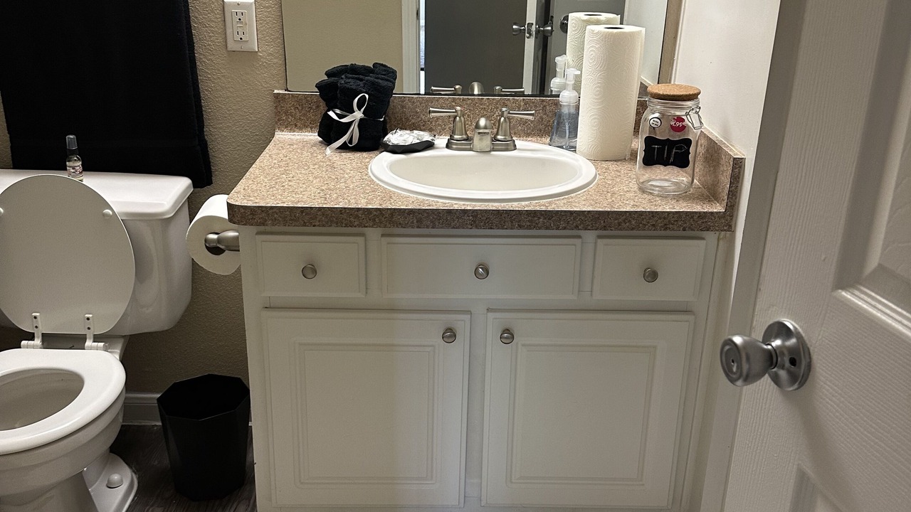 Photo of Bathroom in Energy Corridor