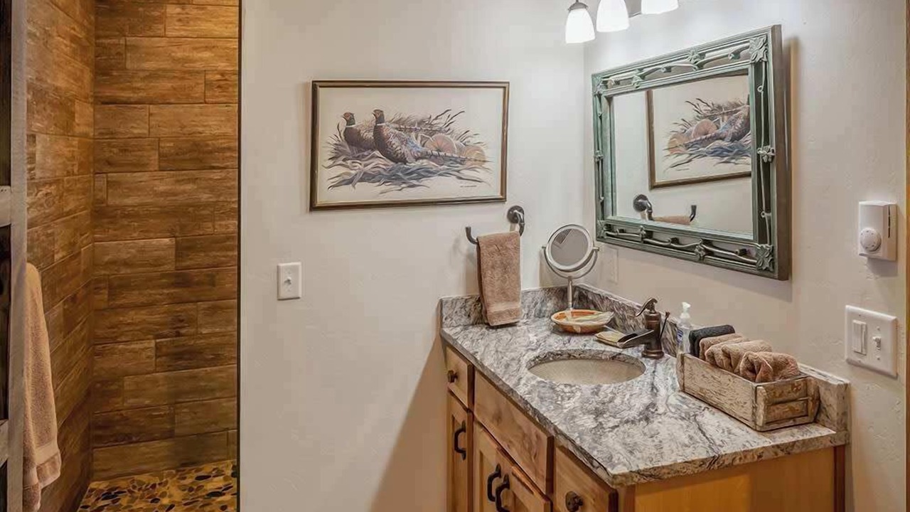 Photo of Bathroom in Emigrant