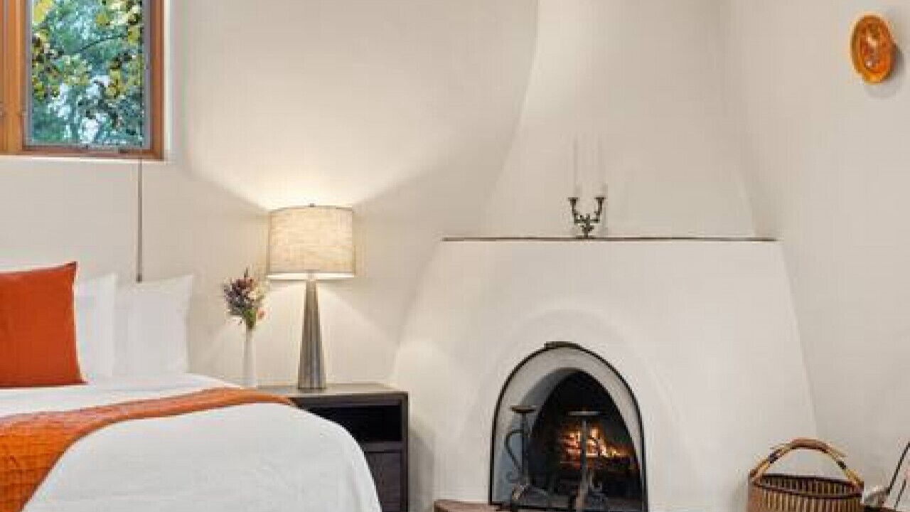 Photo of Bedroom in Northeast Santa Fe