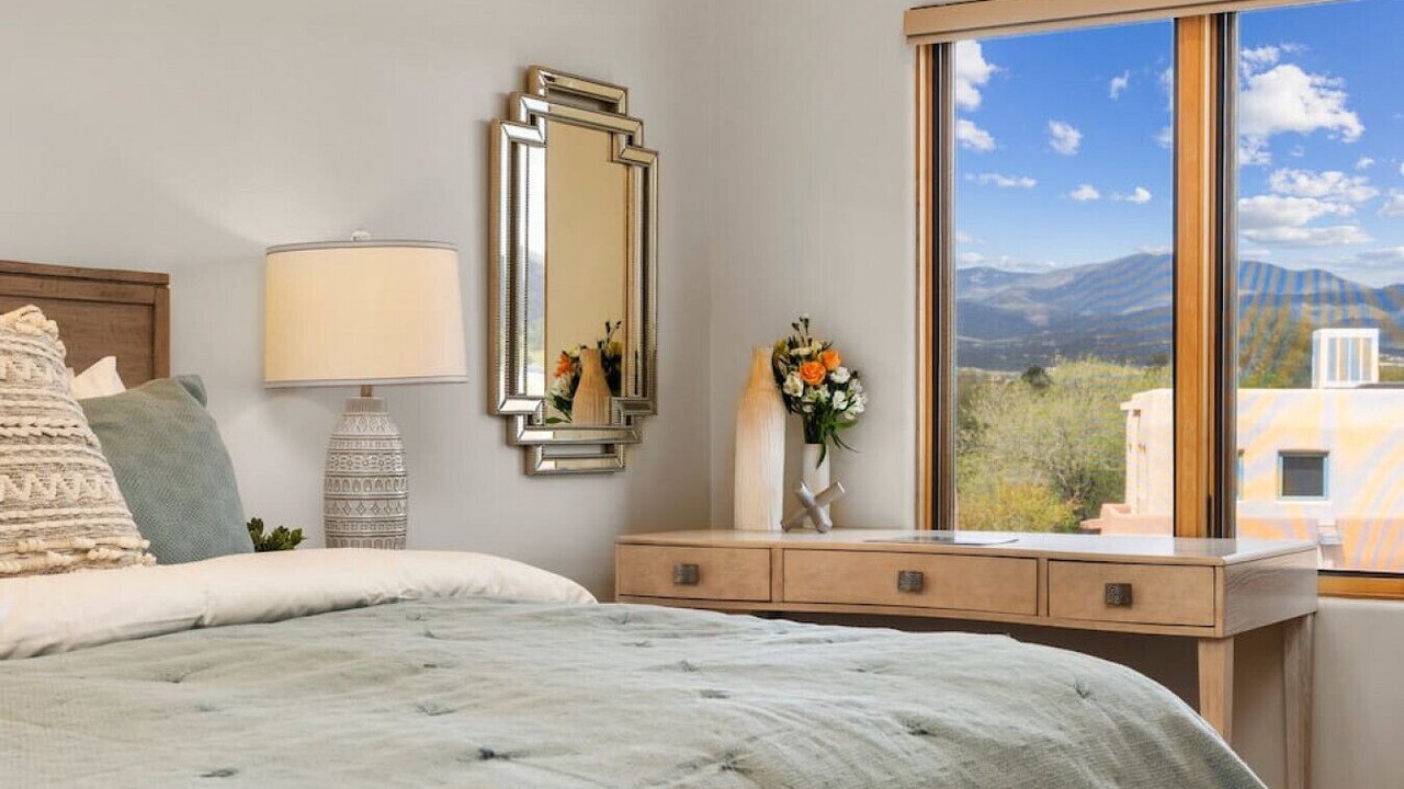 Photo of Bedroom in South Capitol