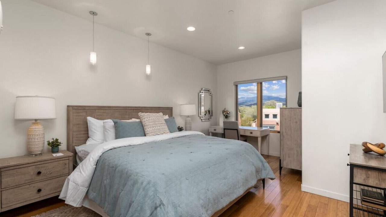 Photo of Bedroom in South Capitol