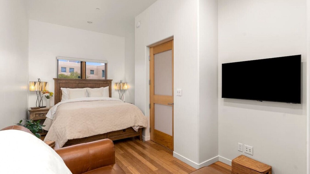 Photo of Bedroom in South Capitol
