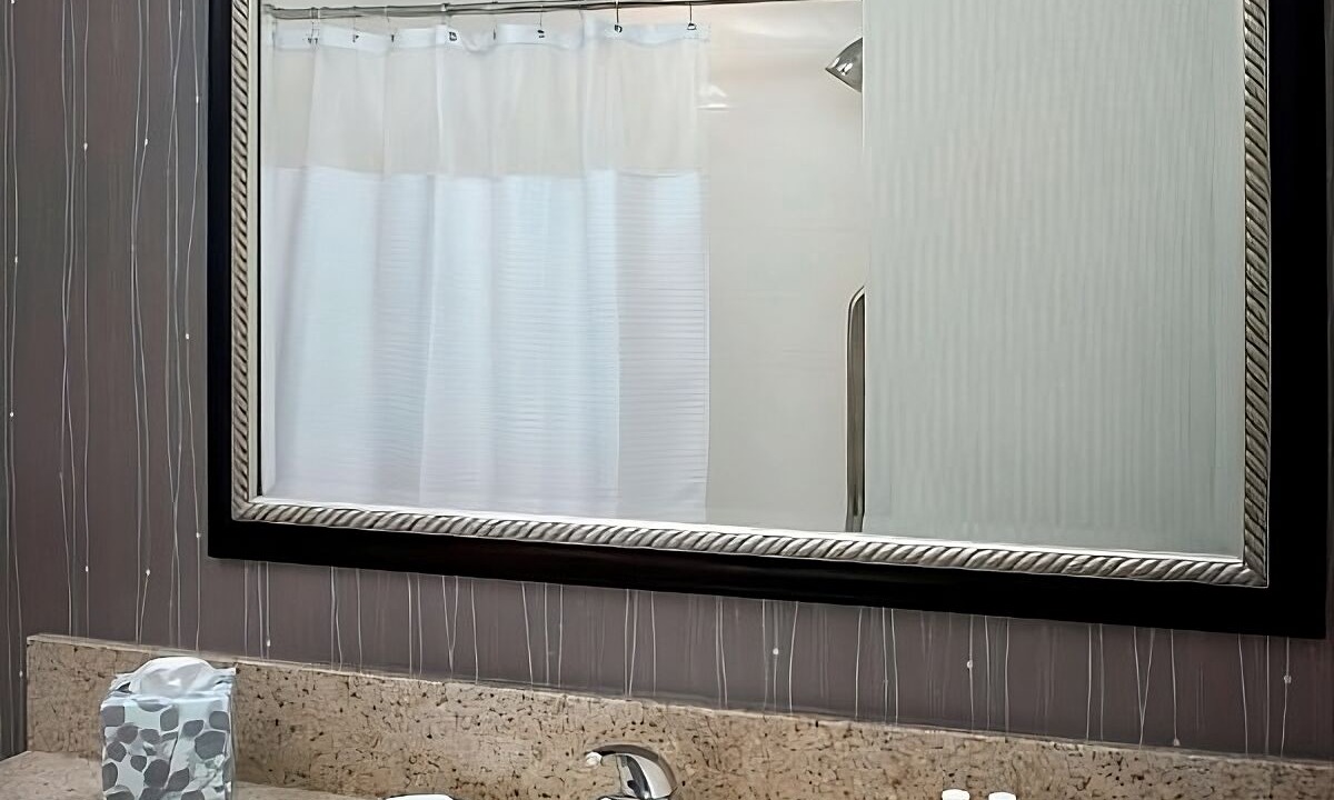 Photo of Bathroom in Newark