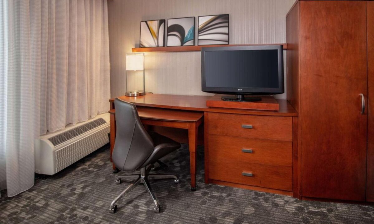 Photo of Bedroom in Newark