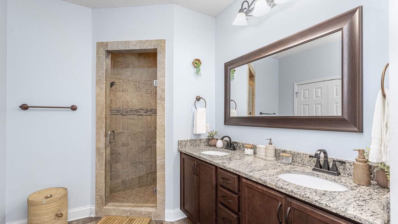 Photo of Bathroom in Navarre