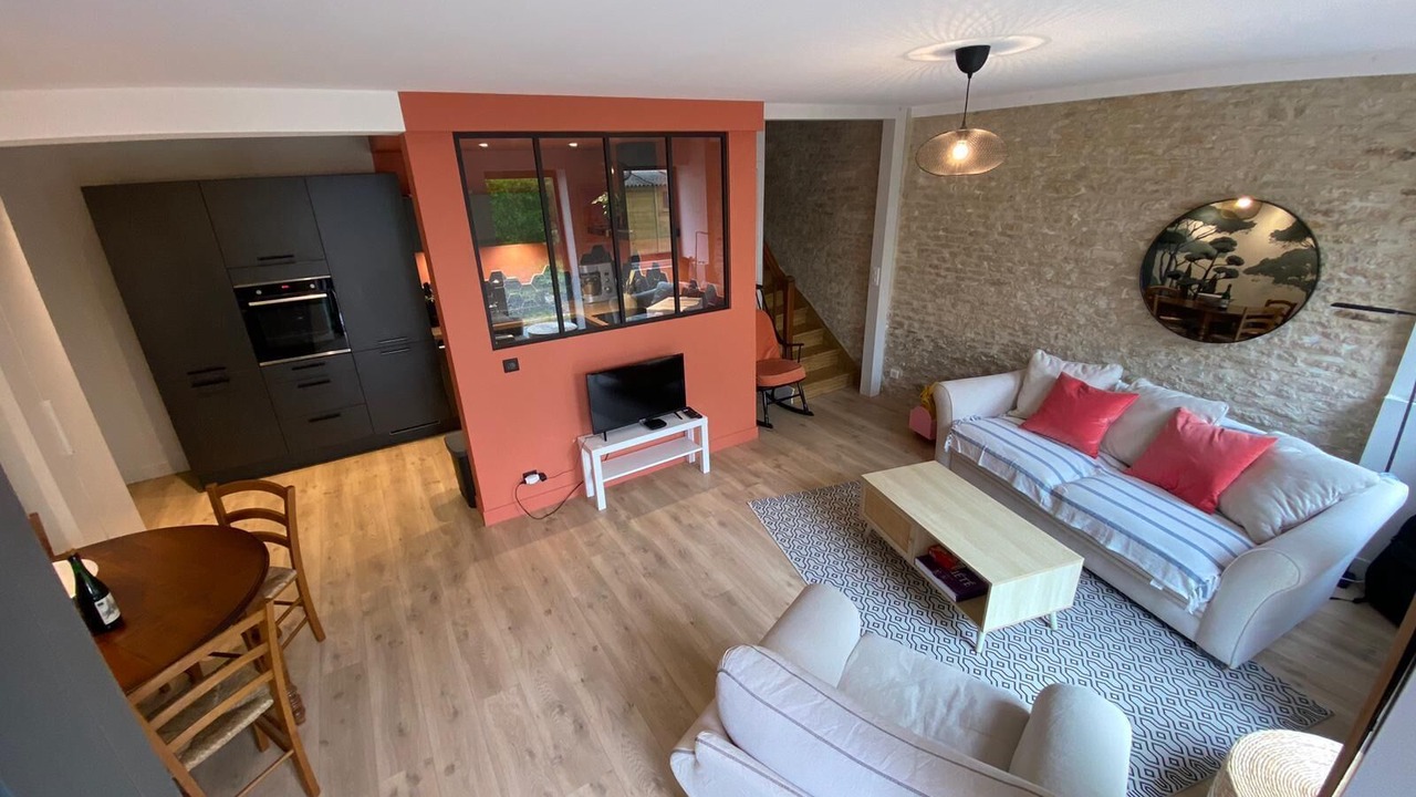 Photo of Livingroom in Saint-Regnobert-de-la-Cote-de-Nacre