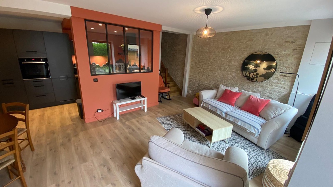 Photo of Livingroom in Saint-Regnobert-de-la-Cote-de-Nacre