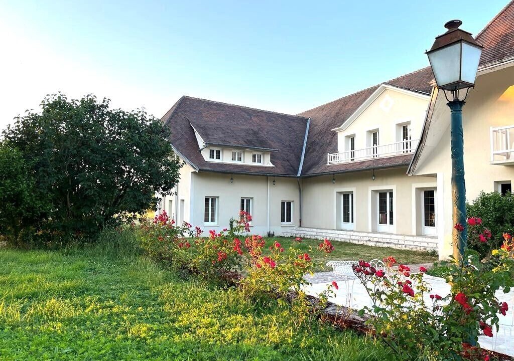 Photo of Outdoor in Aillant-sur-Milleron
