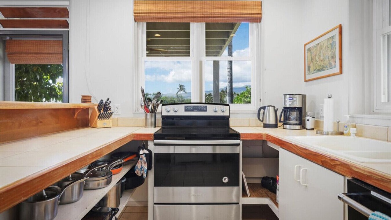Photo of Kitchen in Puako
