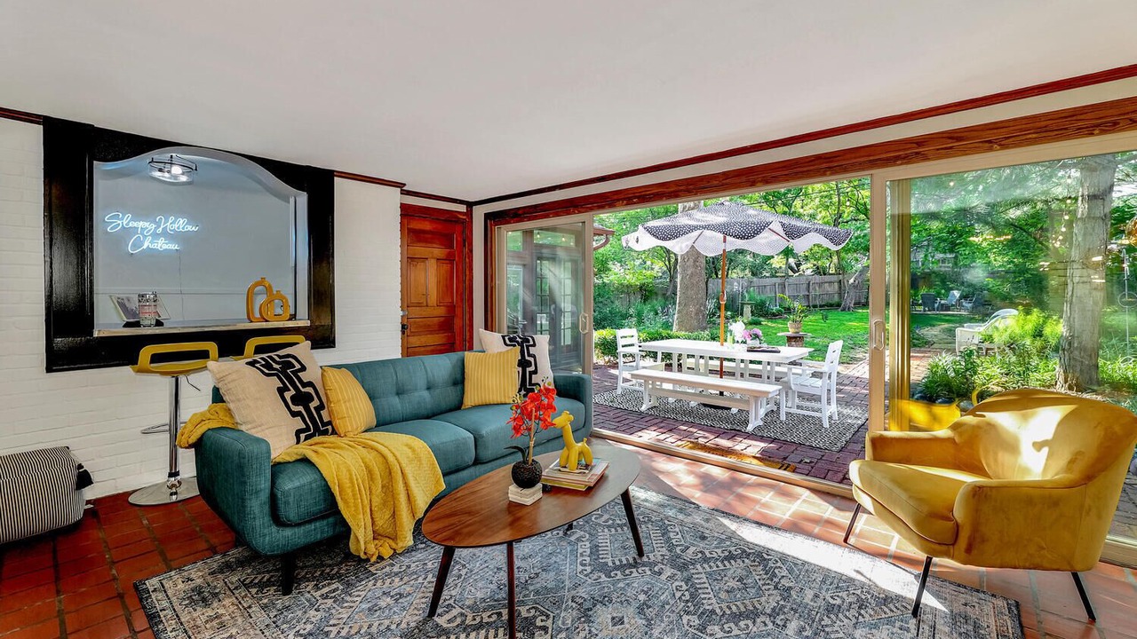 Photo of Livingroom in Sleepy Hollow