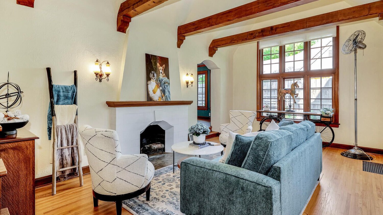 Photo of Livingroom in Sleepy Hollow