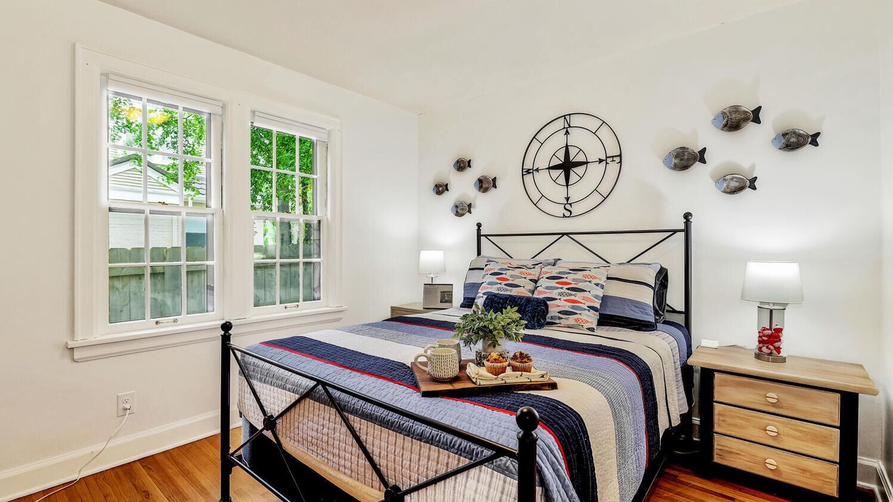 Photo of Bedroom in Sleepy Hollow