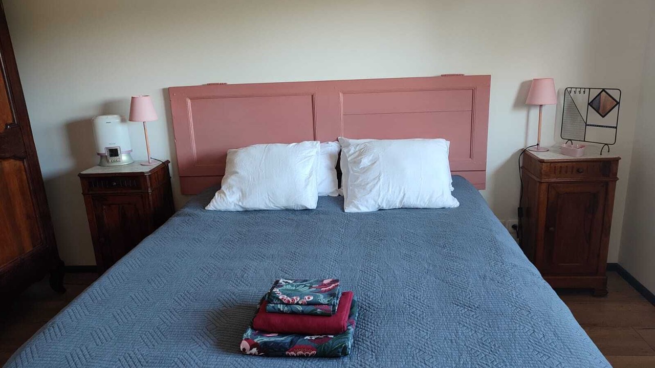 Photo of Bedroom in Saint Alban Auriolles