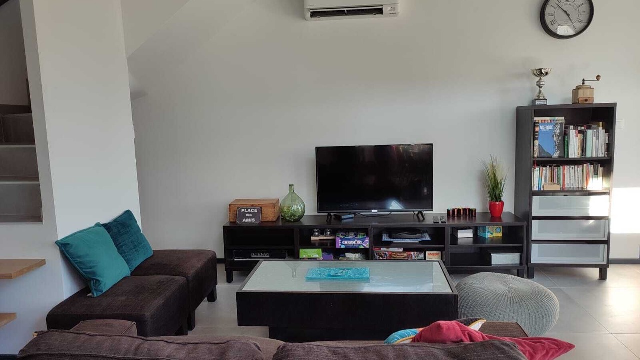 Photo of Livingroom in Saint Alban Auriolles